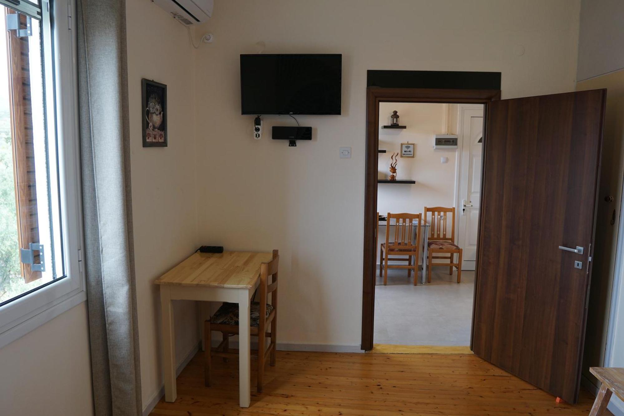 Sea And Sun Apartments 303 Ιδιωτικό Διαμέρισμα Kardhamili Bagian luar foto
