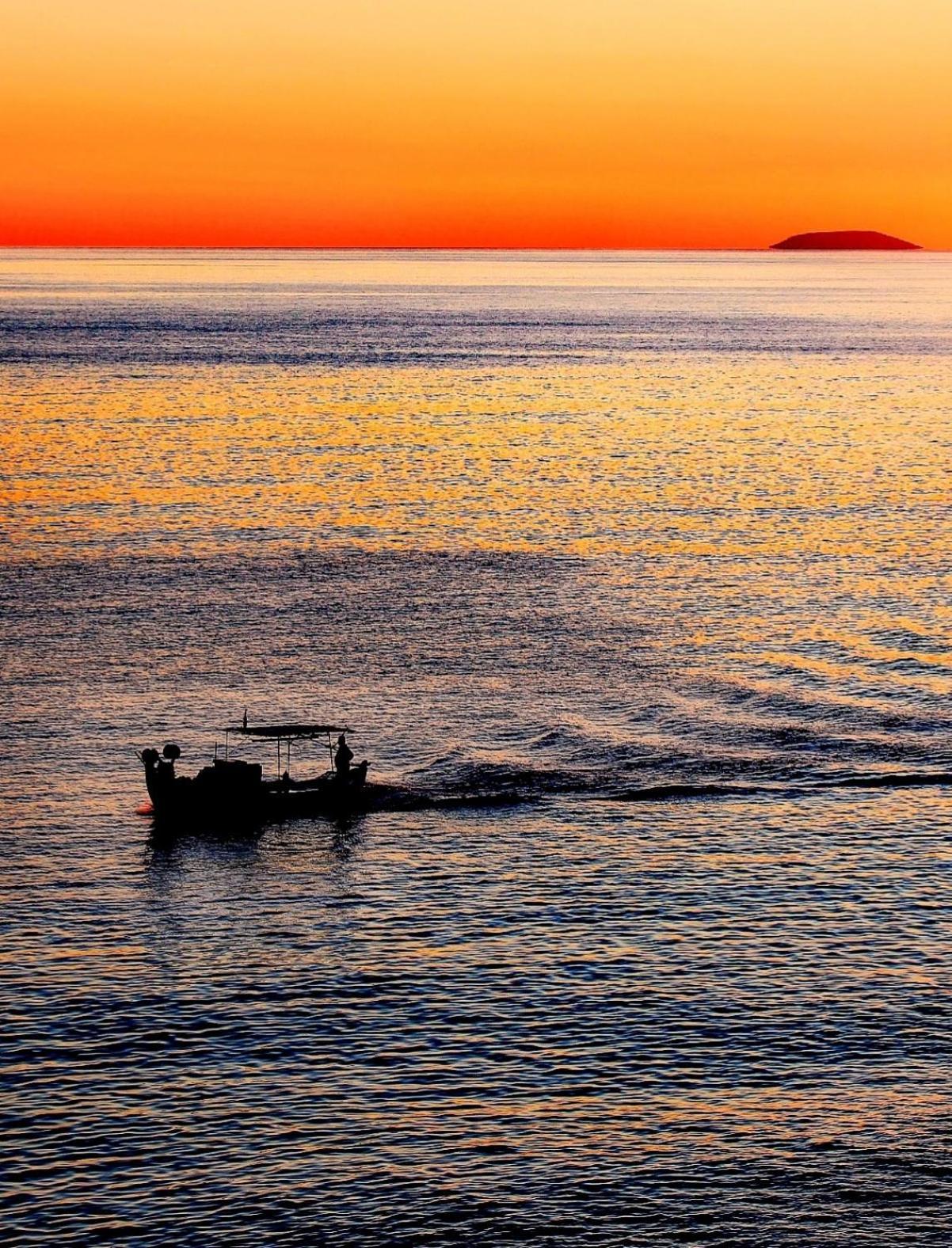 Sea And Sun Apartments 303 Ιδιωτικό Διαμέρισμα Kardhamili Bagian luar foto